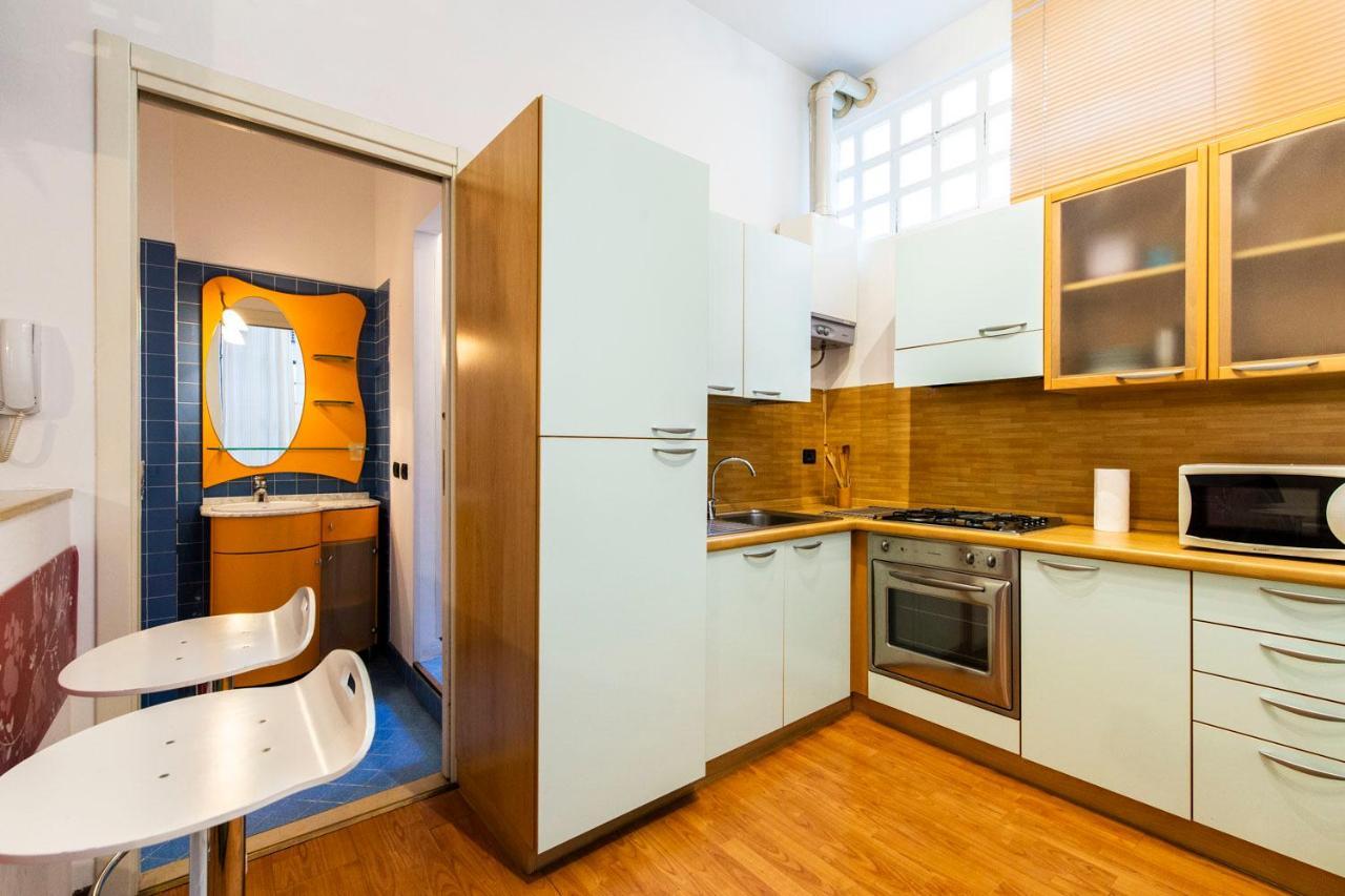 Extensive Terrace Navigli Toy Artistic Apartment มิลาน ภายนอก รูปภาพ