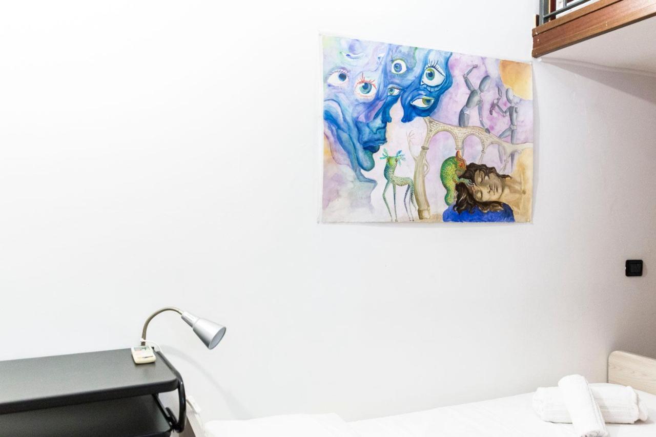 Extensive Terrace Navigli Toy Artistic Apartment มิลาน ภายนอก รูปภาพ