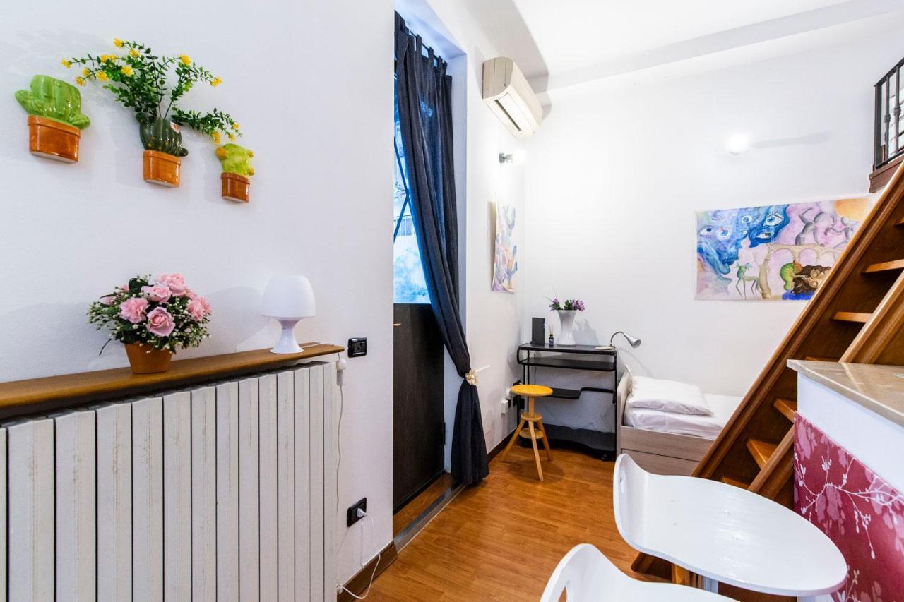 Extensive Terrace Navigli Toy Artistic Apartment มิลาน ภายนอก รูปภาพ