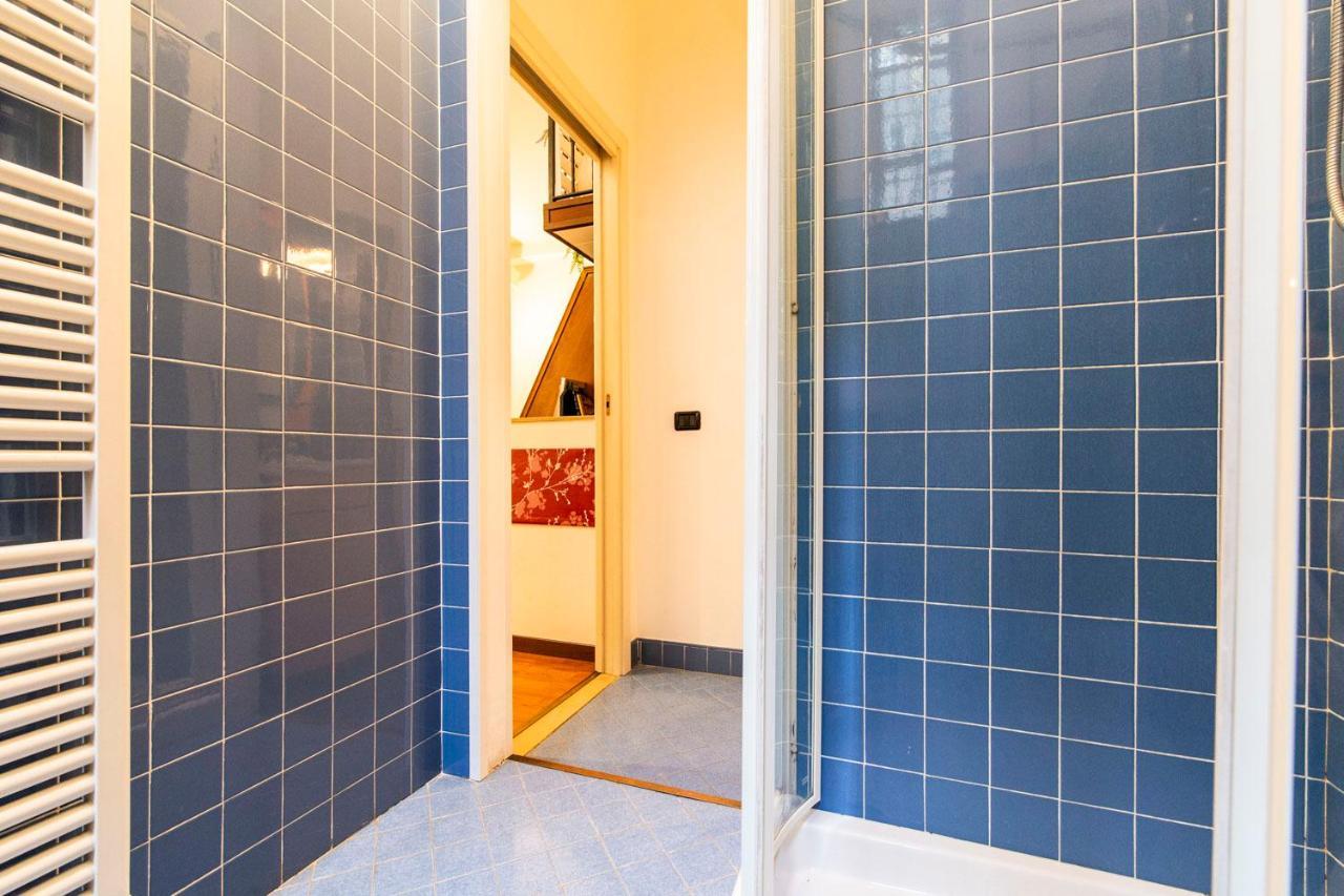 Extensive Terrace Navigli Toy Artistic Apartment มิลาน ภายนอก รูปภาพ